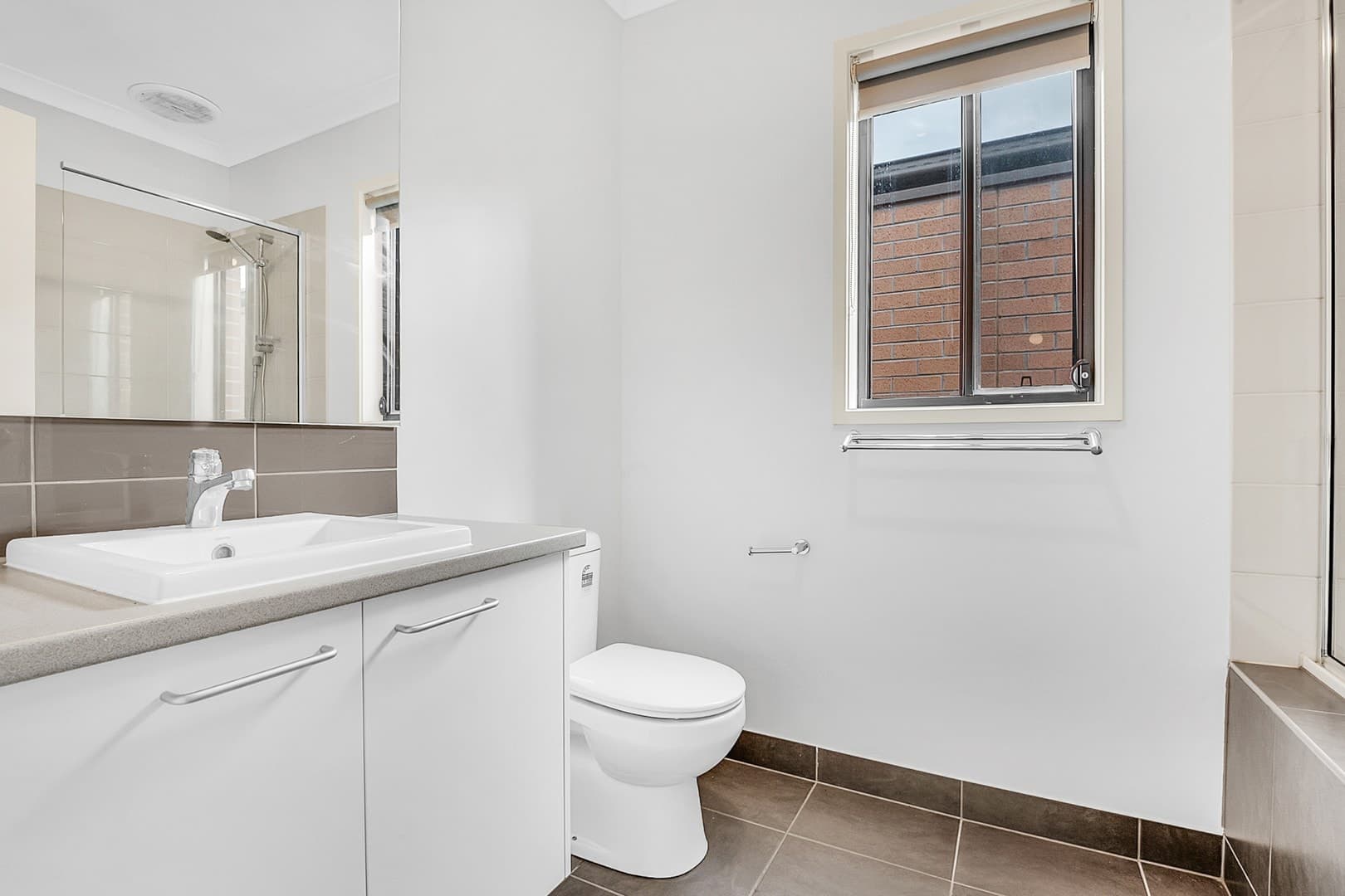 16 Bolwarra Street, Craigieburn, VIC 3064, Craigieburn - Thumbnail 6
