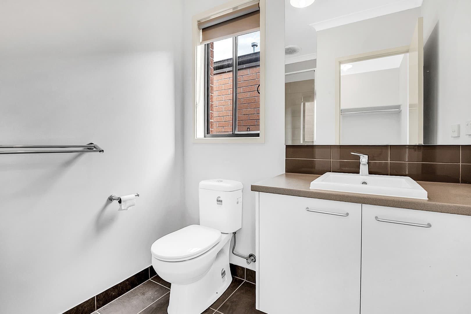 16 Bolwarra Street, Craigieburn, VIC 3064, Craigieburn - Thumbnail 8