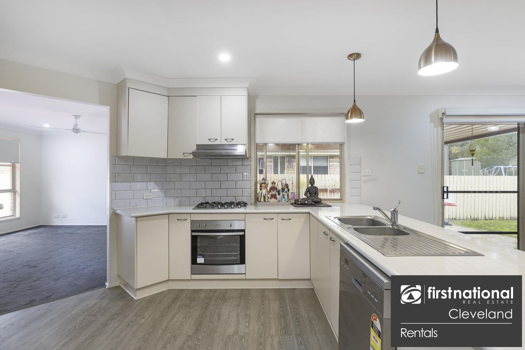 6 Lomandra Place, Capalaba QLD 4157, Capalaba - Thumbnail 2