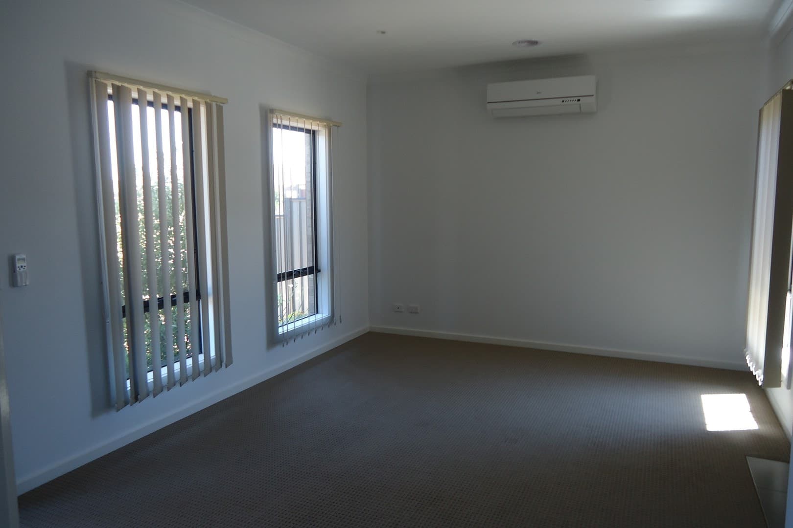 4 Evatt Green, Point Cook, VIC 3030, Point Cook - Thumbnail 4