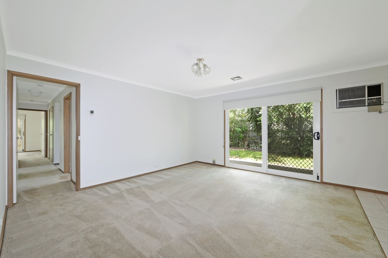 39 Vista Crescent, Rowville, VIC 3178, Rowville - Thumbnail 4