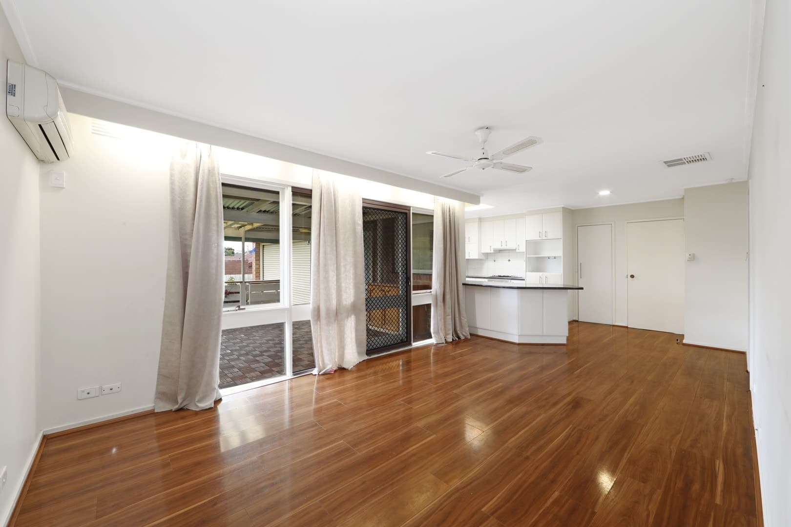 118 Outlook  Drive, Dandenong North, VIC 3175, Dandenong North - Thumbnail 7