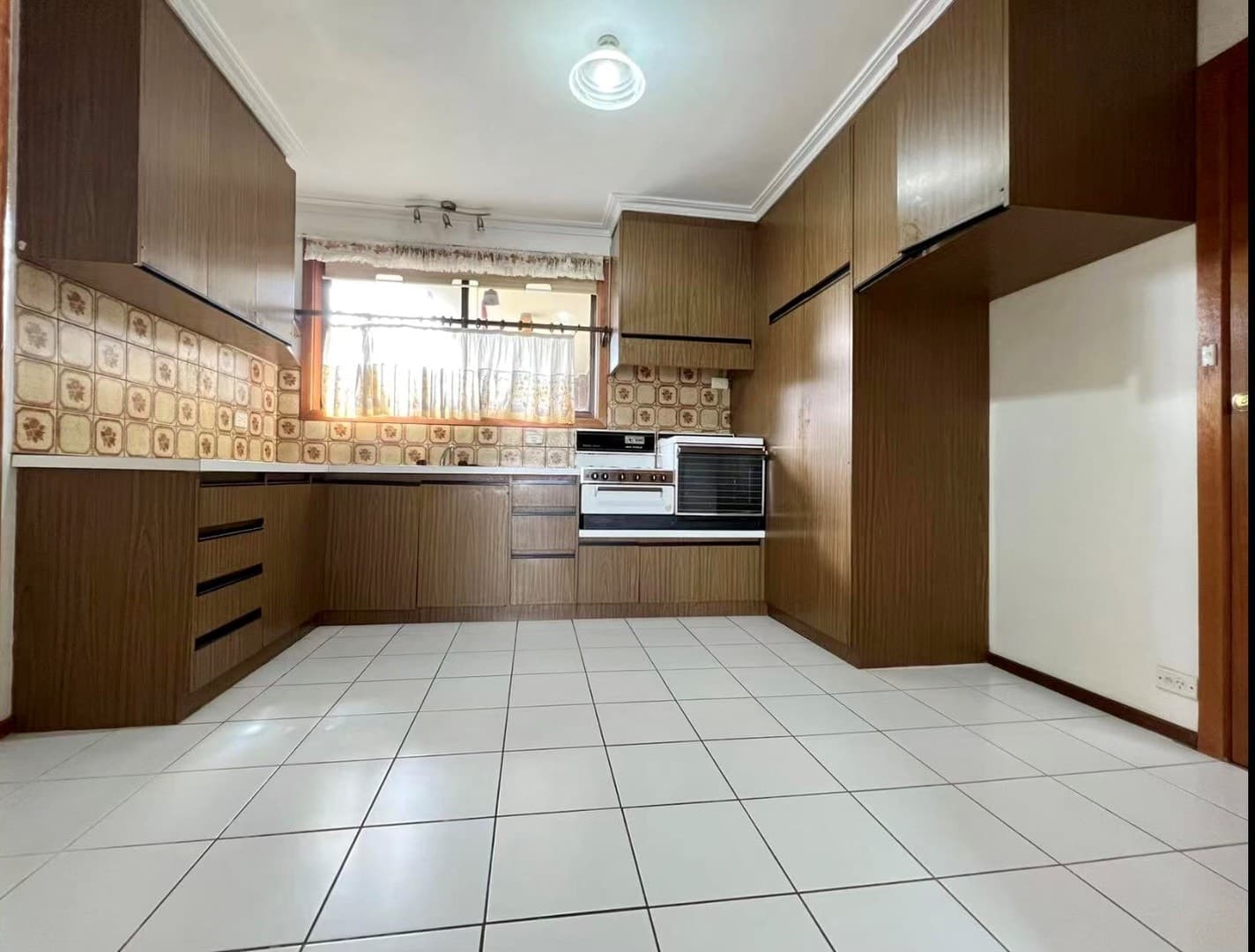 3/16-18 Violet  Street, Essendon, VIC 3040, Essendon - Thumbnail 4