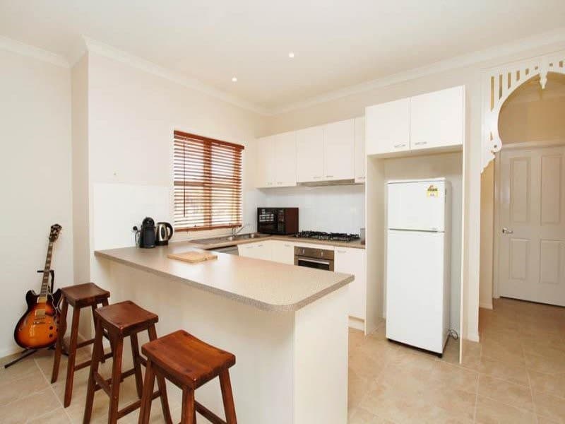10 Cullen TerraceCaroline Springs, VIC 3023  - Leased, Caroline Springs - Thumbnail 4