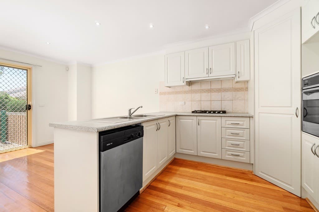 2/14 Bedford  Street, Box Hill, VIC 3128, Box Hill - Thumbnail 3