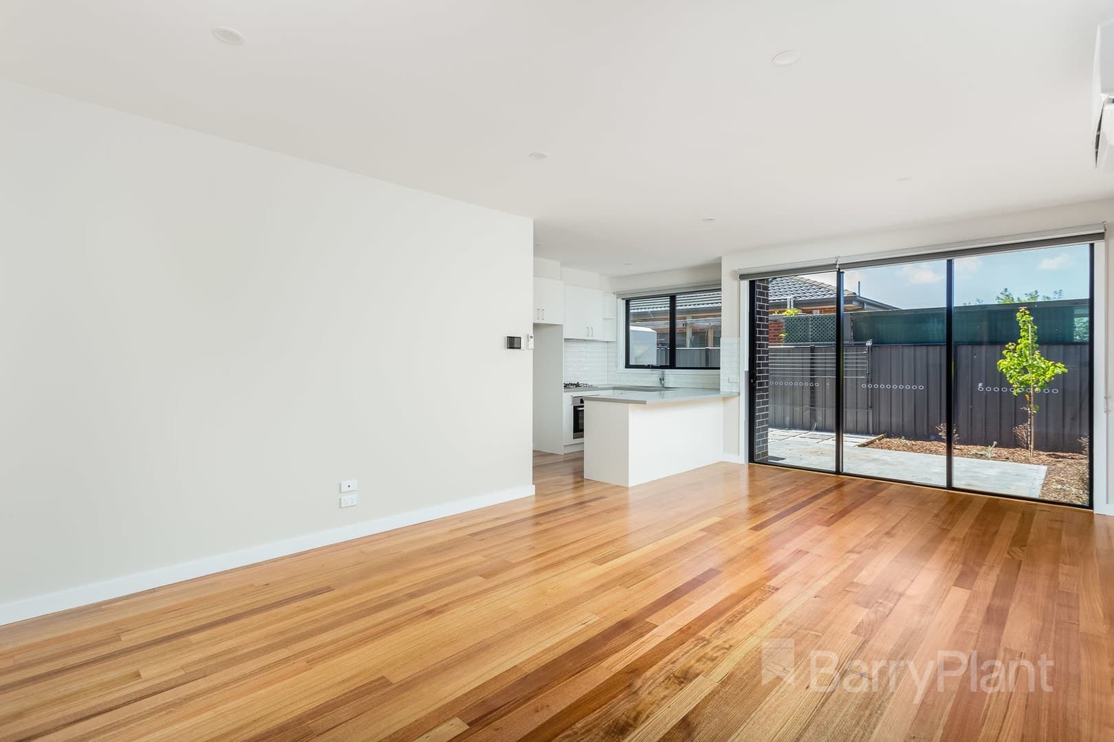 55 Lindsay Gardens, Point Cook, VIC 3030, Point Cook - Thumbnail 4