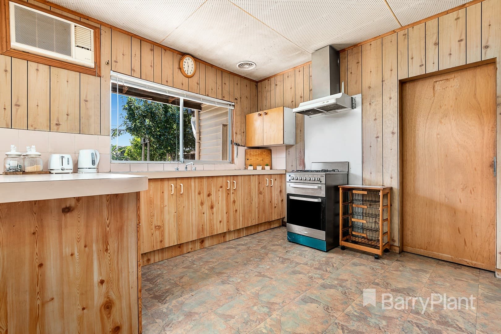 4 Sumner Avenue, Northcote, VIC 3070, Northcote - Thumbnail 3