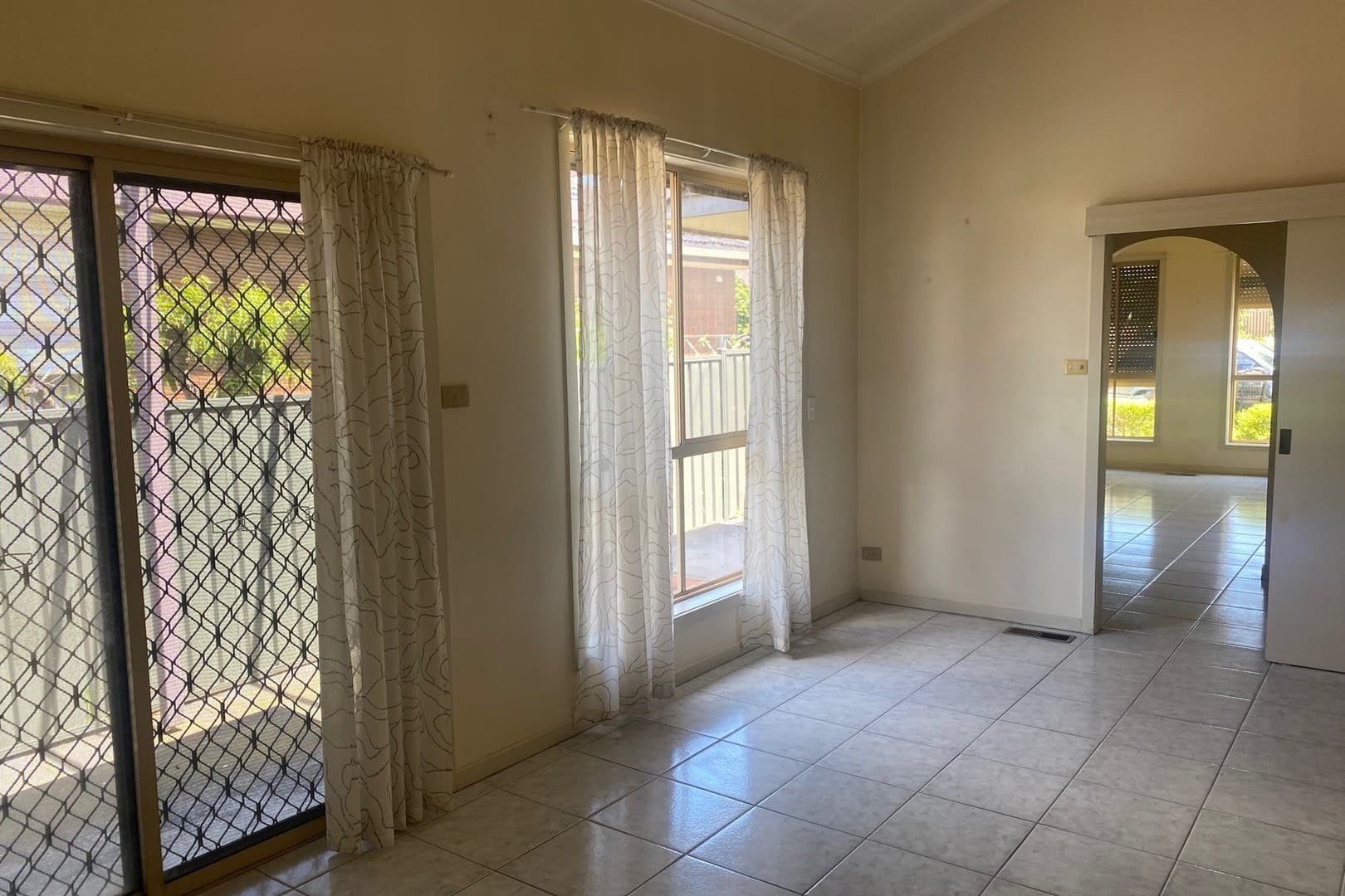 2/1 Gladstone Street, Coburg, VIC 3058, Coburg - Thumbnail 2