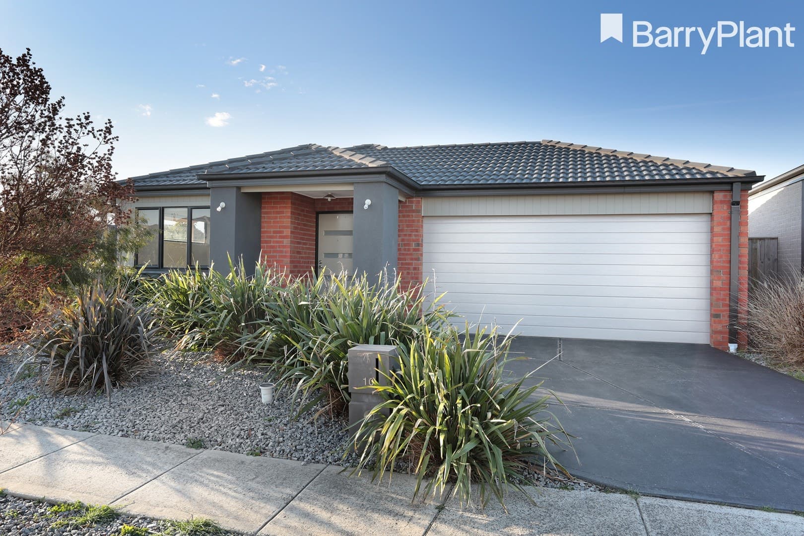 10 Ionian Way, Point Cook, VIC 3030, Point Cook - Thumbnail 3