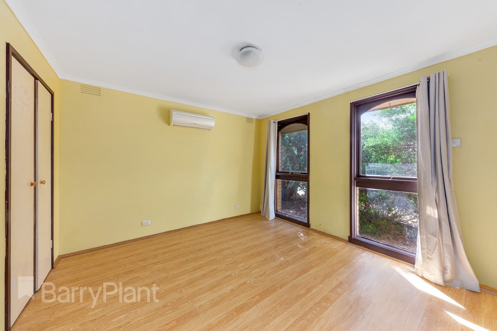 267 Furlong Road, St Albans, VIC 3021, St Albans - Thumbnail 2