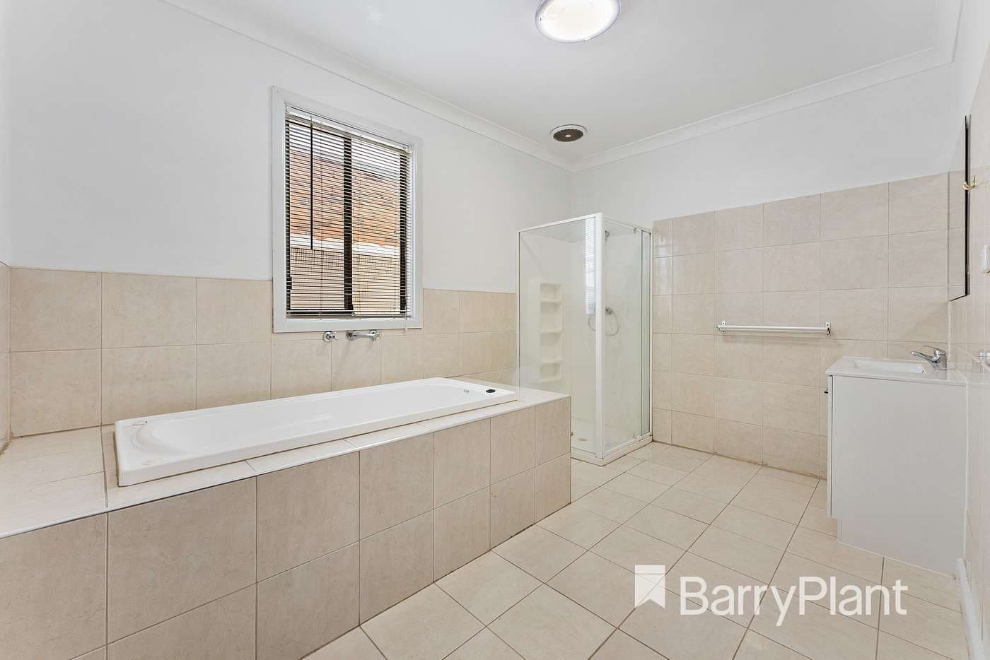 83 Vincent Avenue, St Albans, VIC 3021, St Albans - Thumbnail 3
