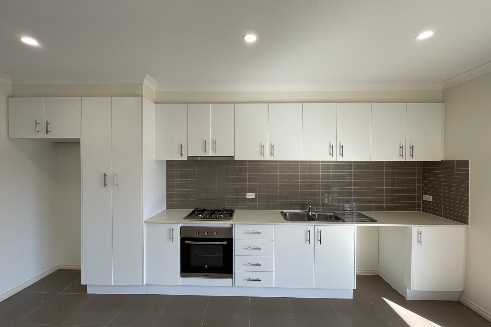 8/23 Olive Street, Reservoir, VIC 3073, Reservoir - Thumbnail 3
