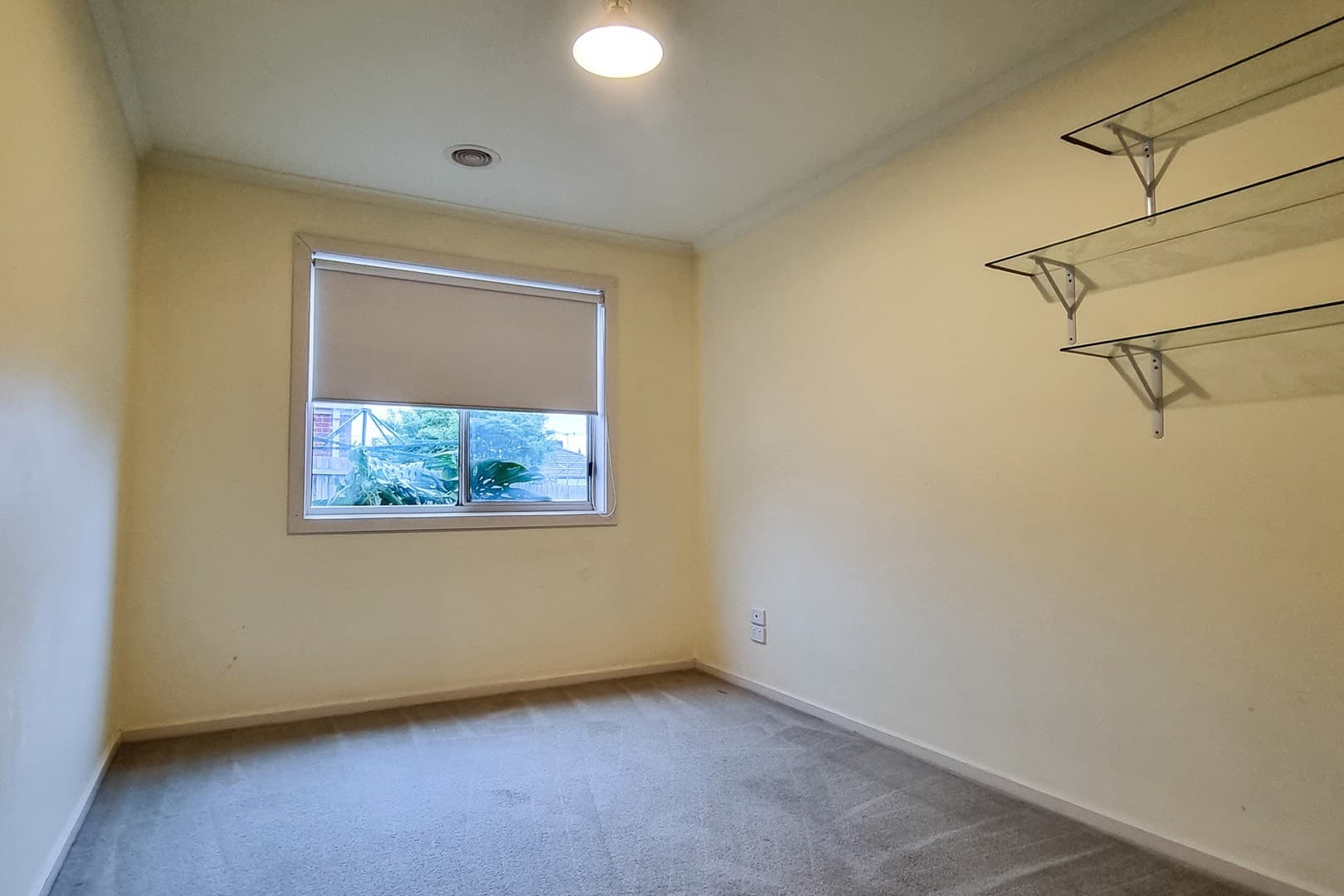 5 McCabe Crescent, Sunbury, VIC 3429, Sunbury - Thumbnail 4
