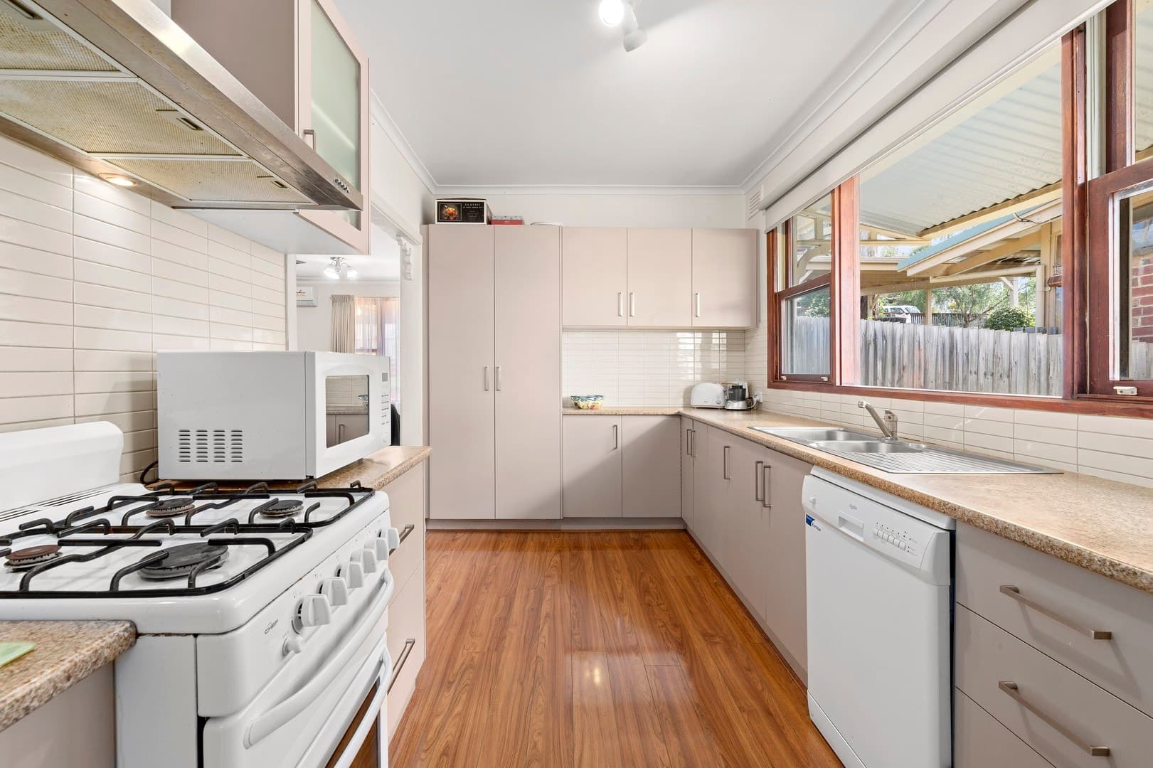 5 Gordon GroveMontmorency, VIC 3094  - Leased, Montmorency - Thumbnail 2