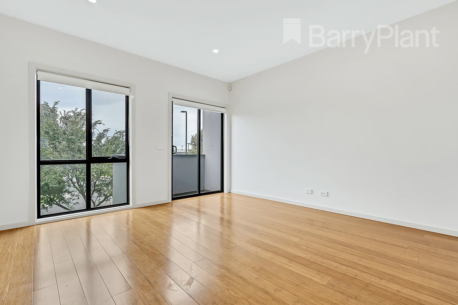 23 Huntington Drive, Craigieburn, VIC 3064, Craigieburn - Thumbnail 8