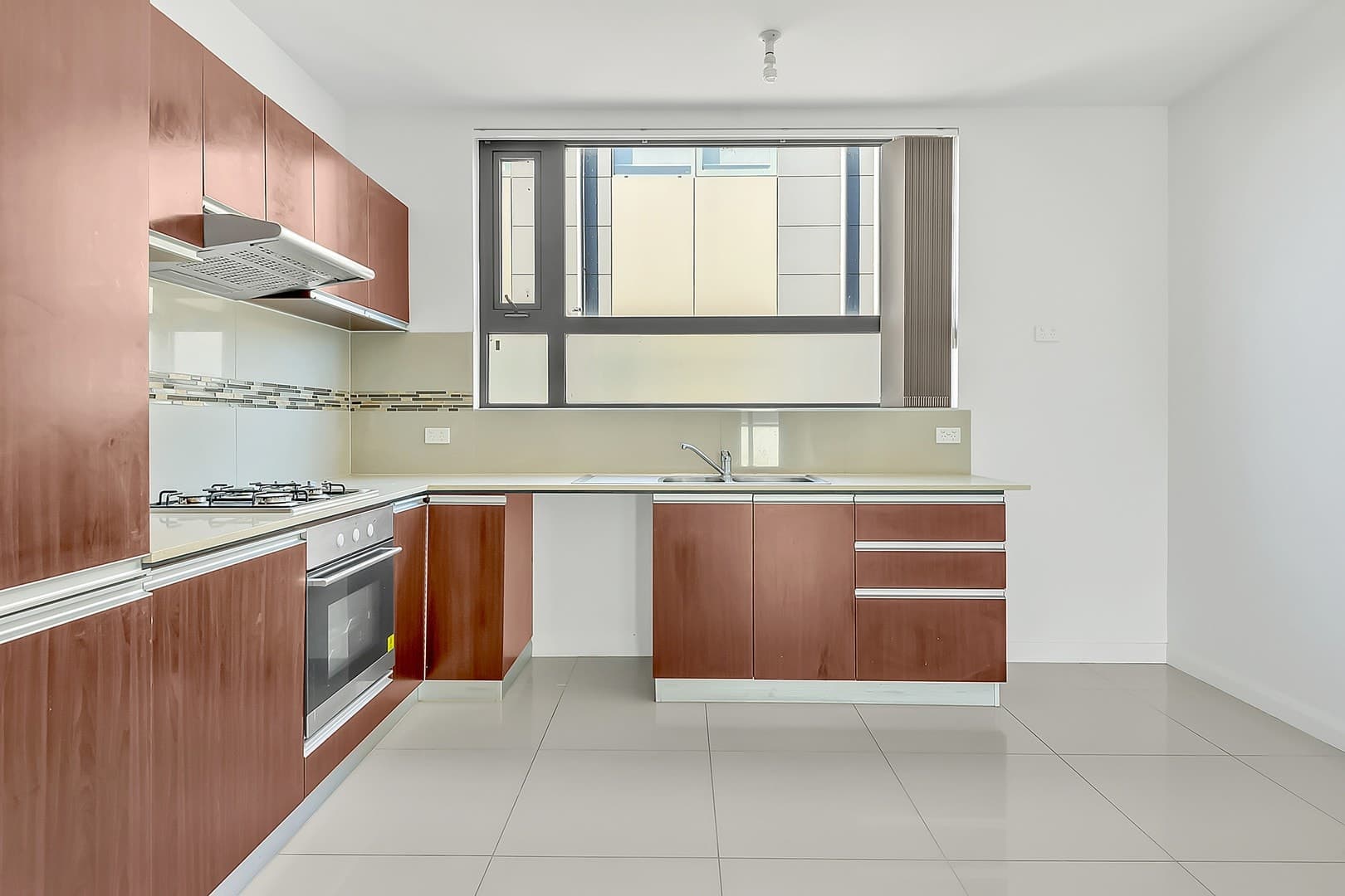 13/1 Brunswick Crescent, Craigieburn, VIC 3064, Craigieburn - Thumbnail 3