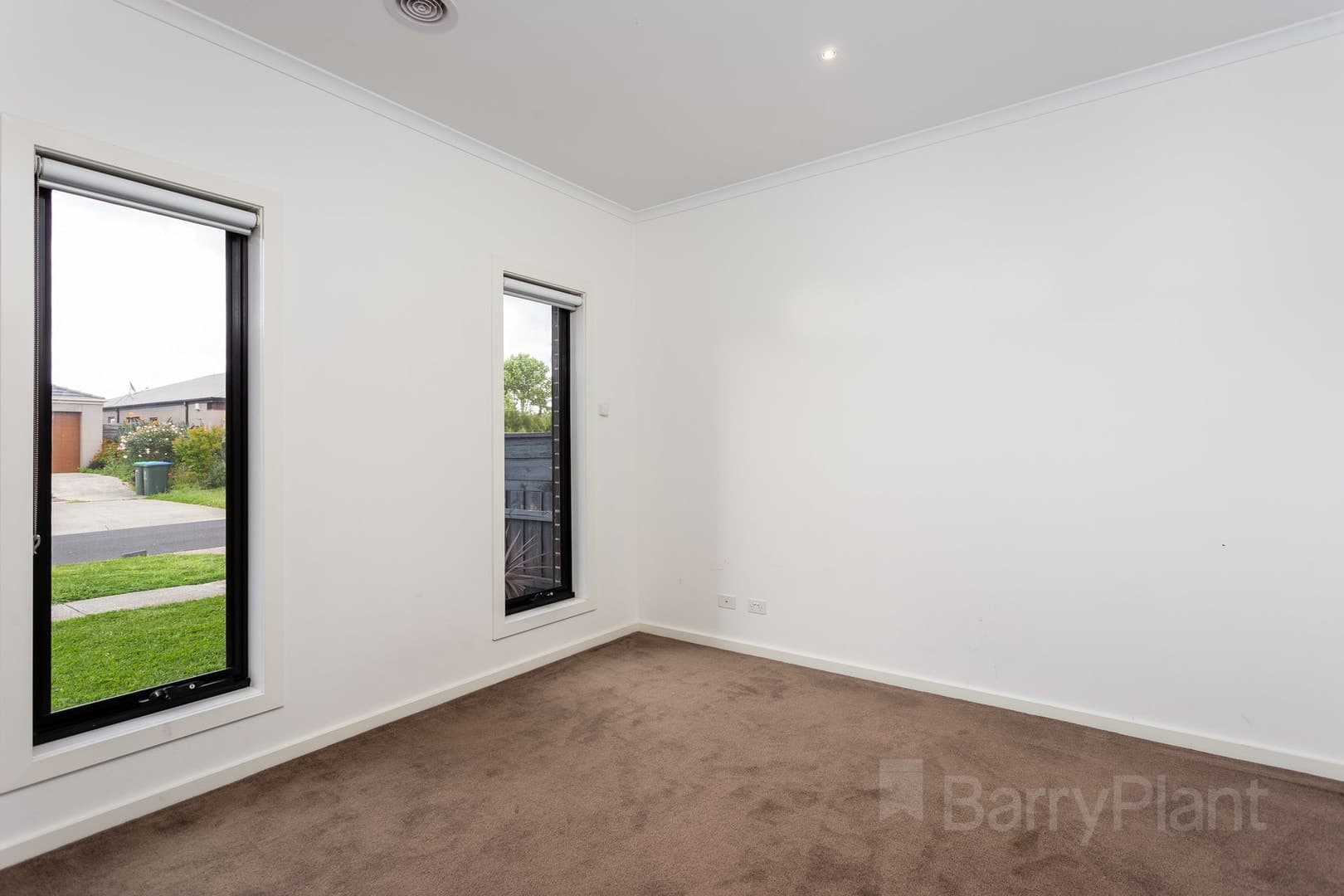 10 Chinook Way, Point Cook, VIC 3030, Point Cook - Thumbnail 7