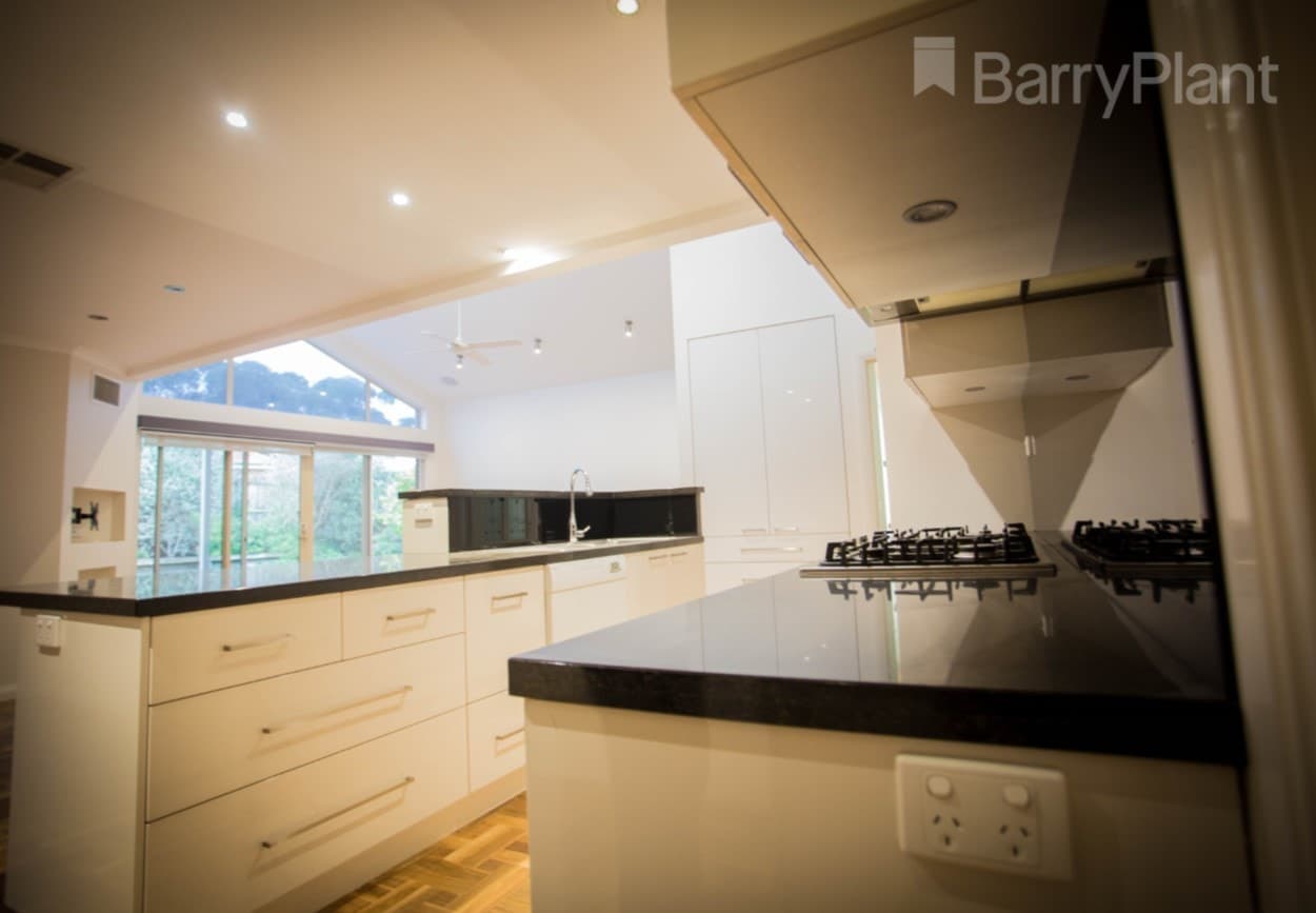 7 Jennifer Court, Narre Warren, VIC 3805, Narre Warren - Thumbnail 5