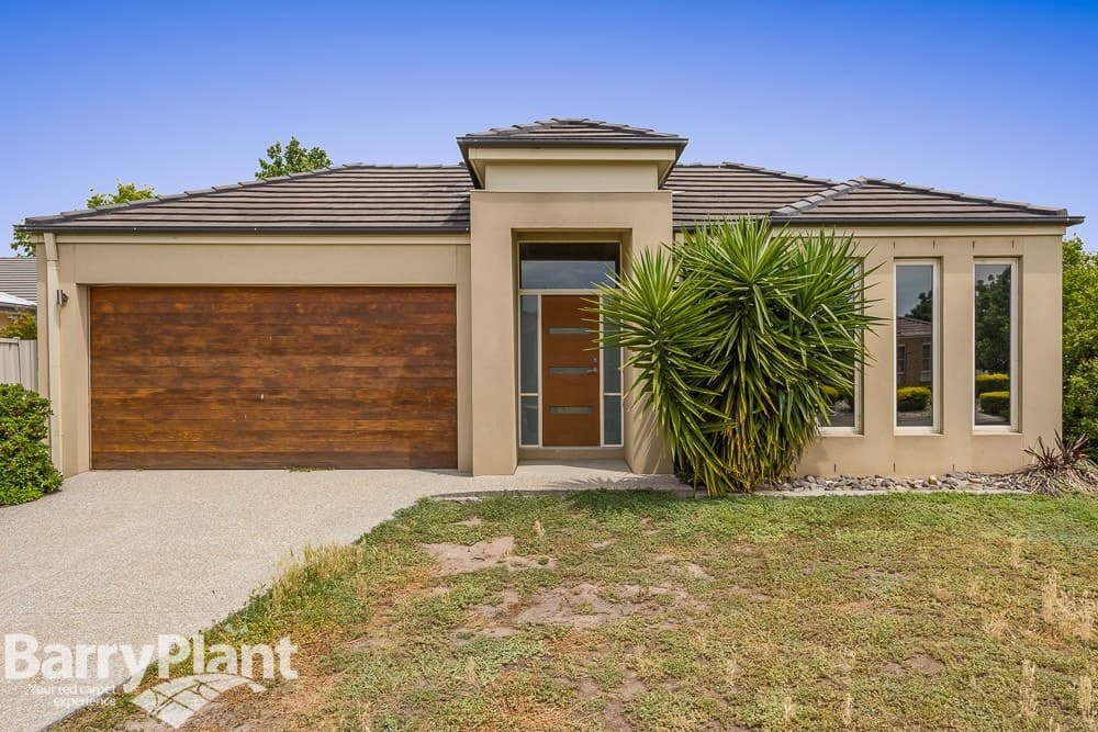 3 Messina Crescent, Point Cook, VIC 3030, Point Cook - Thumbnail 3