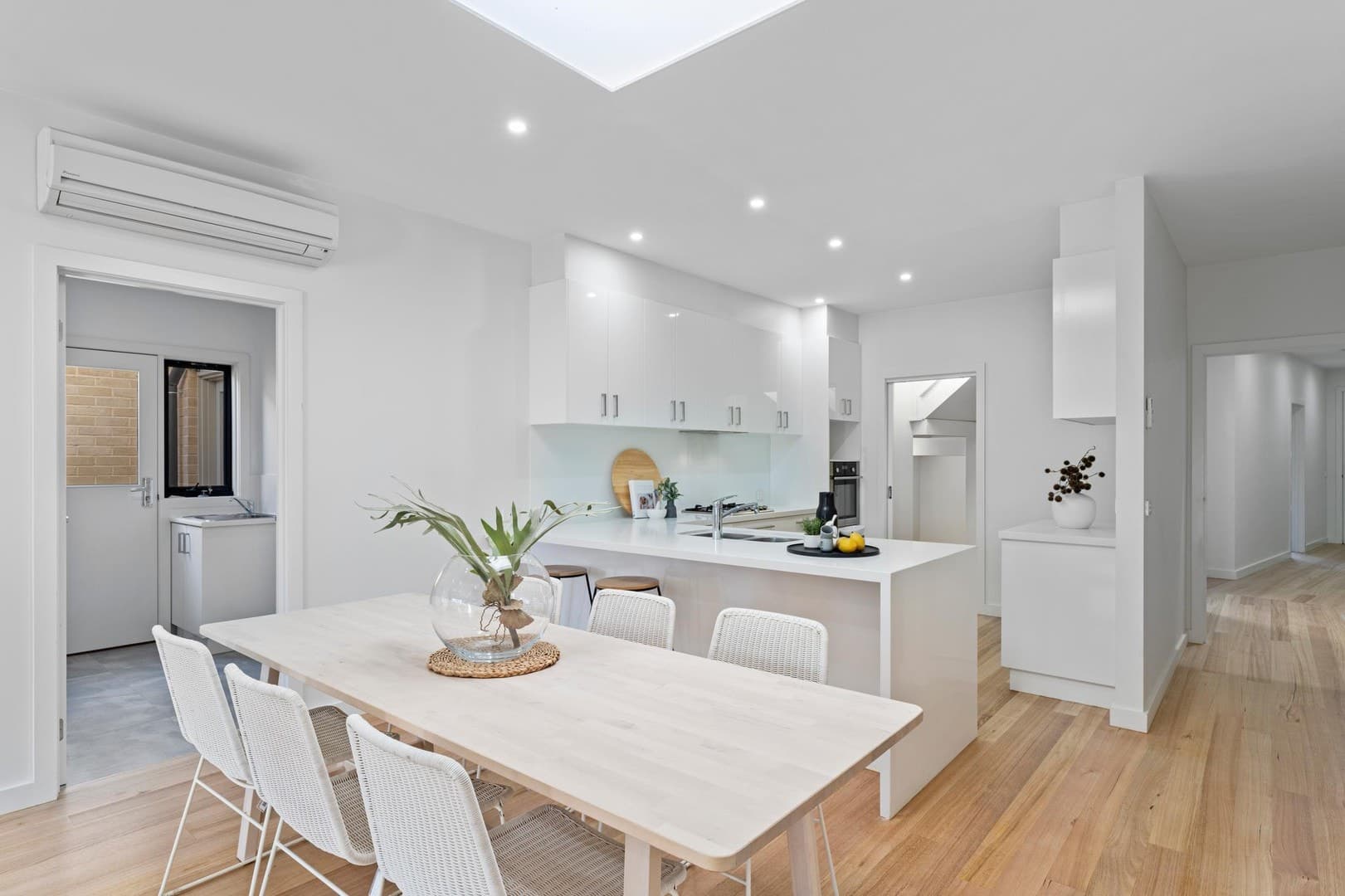 2 Taylor Court, Highton, VIC 3216, Highton - Thumbnail 2
