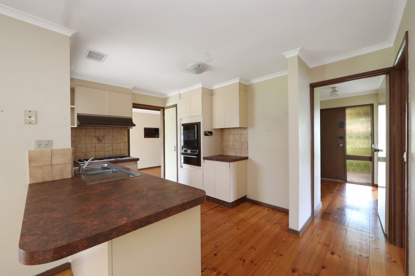 42 Willow Ave, Rowville, VIC 3178, Rowville - Thumbnail 2