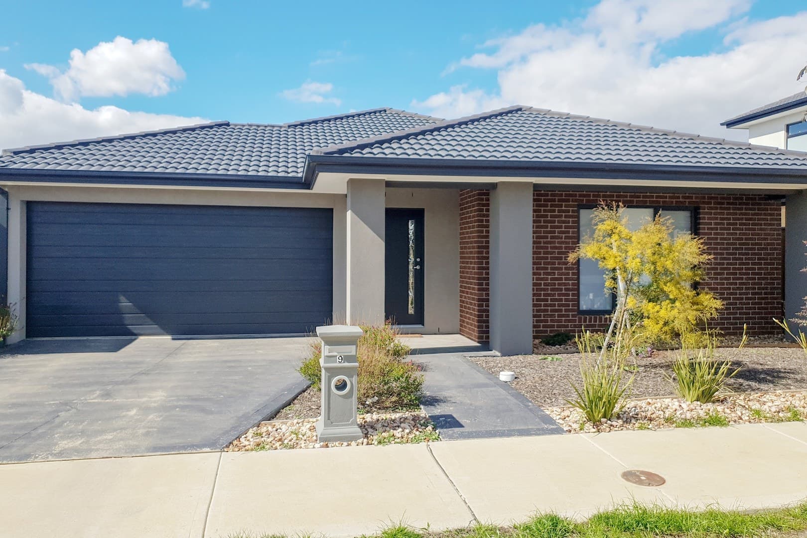 9 Jolimont Avenue, Mickleham, VIC 3064, Mickleham - Image 1