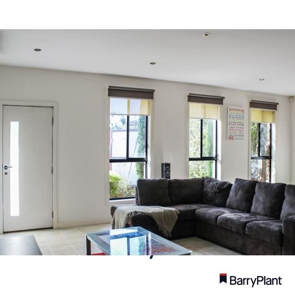 2/20 Turnburry Dve, Sunbury, VIC 3429, Sunbury - Thumbnail 4
