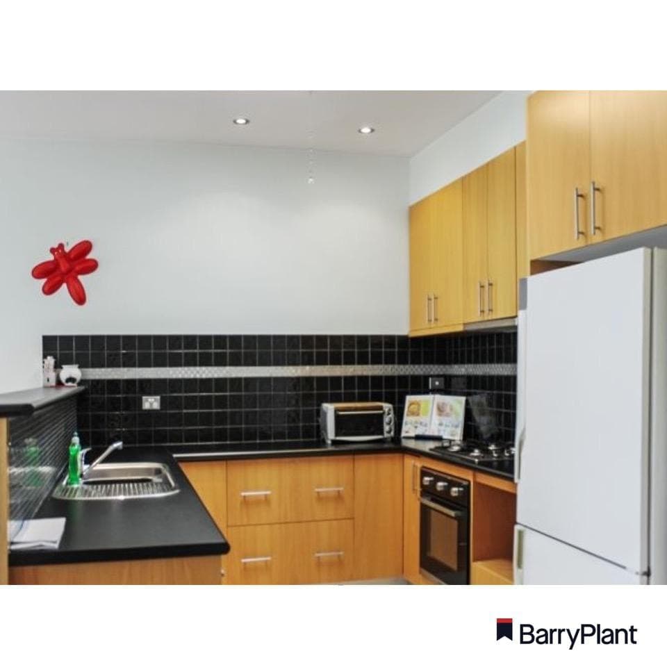 2/20 Turnburry Dve, Sunbury, VIC 3429, Sunbury - Thumbnail 6