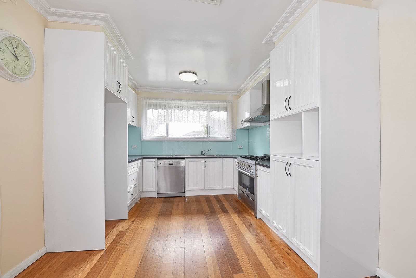 37 Wonganella Drive, Keilor East, VIC 3033, Keilor East - Thumbnail 2
