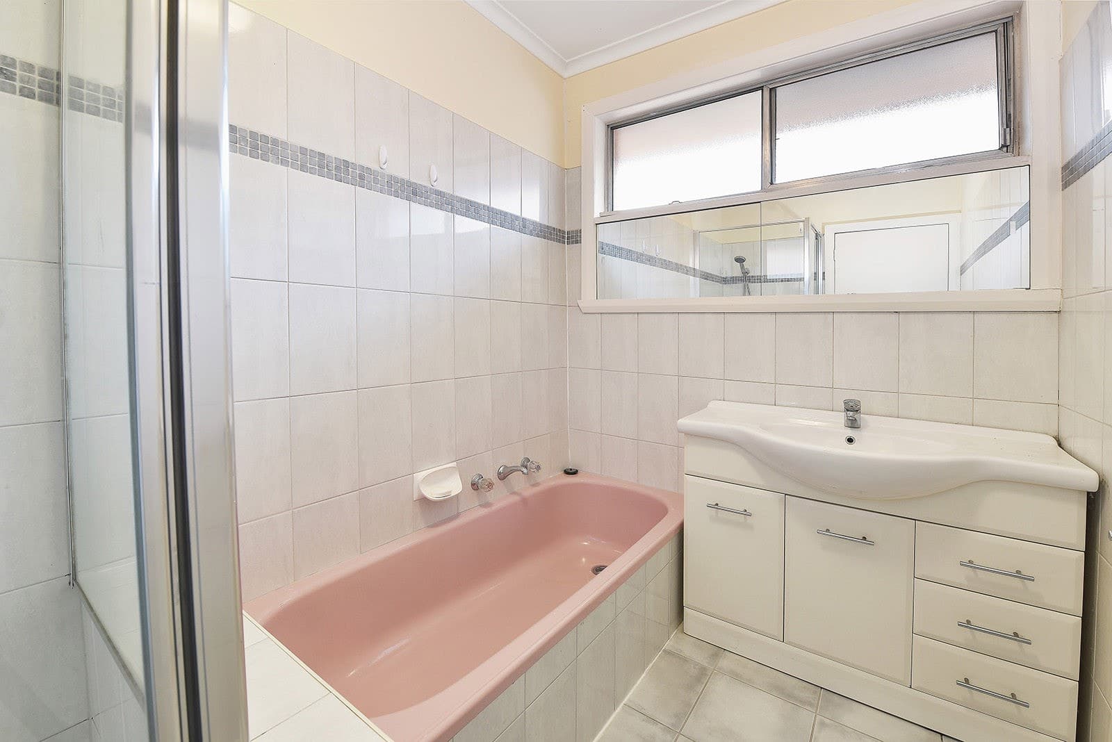 37 Wonganella Drive, Keilor East, VIC 3033, Keilor East - Thumbnail 5