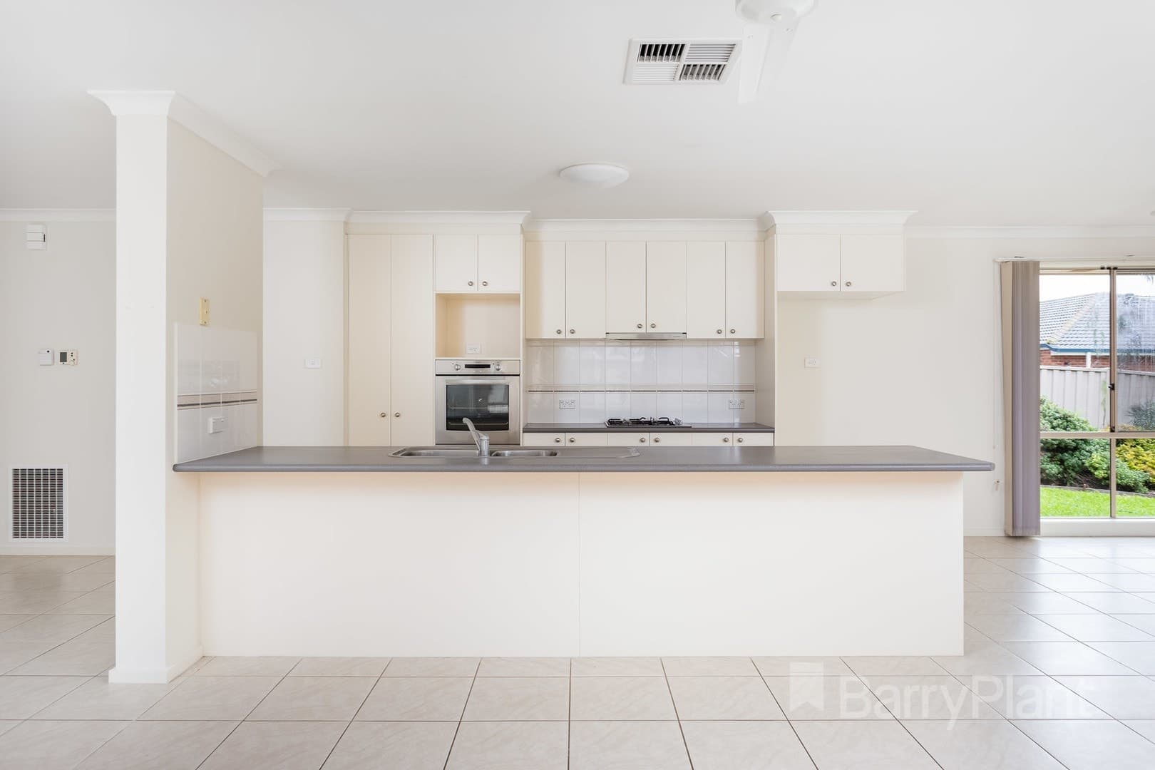 22 San Sebastian Drive, Point Cook, VIC 3030, Point Cook - Thumbnail 5