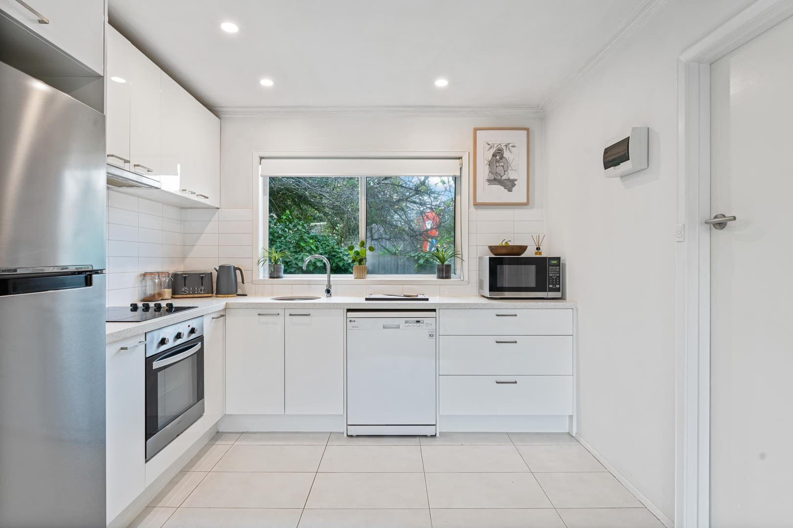 4/7 Sanglen Terrace, Belmont, VIC 3216, Belmont - Thumbnail 2