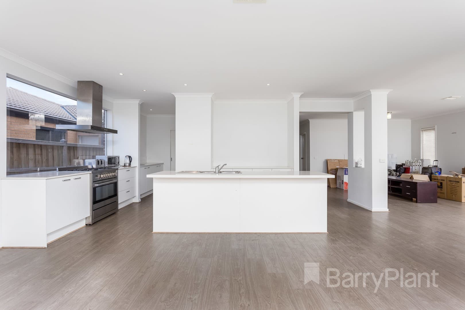 12 Jansar Street, Point Cook, VIC 3030, Point Cook - Thumbnail 5
