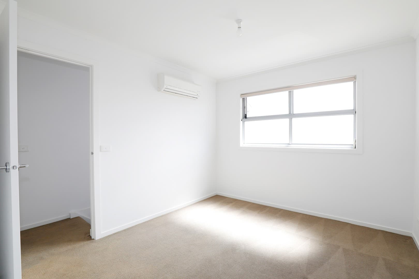 6/7-8 Roseville Court, Berwick, VIC 3806, Berwick - Thumbnail 5