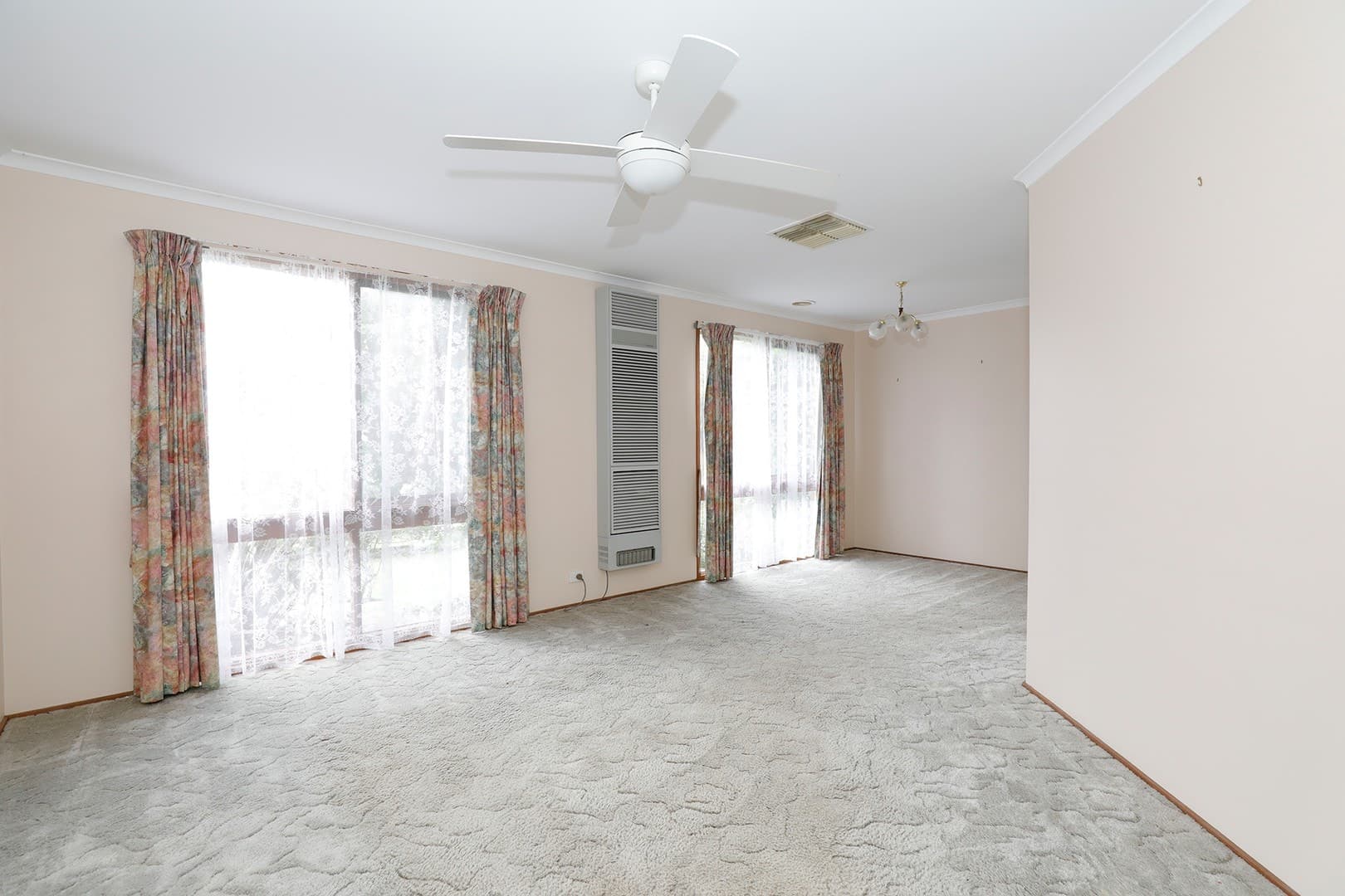 8 Pioneer Court, Berwick, VIC 3806, Berwick - Thumbnail 3