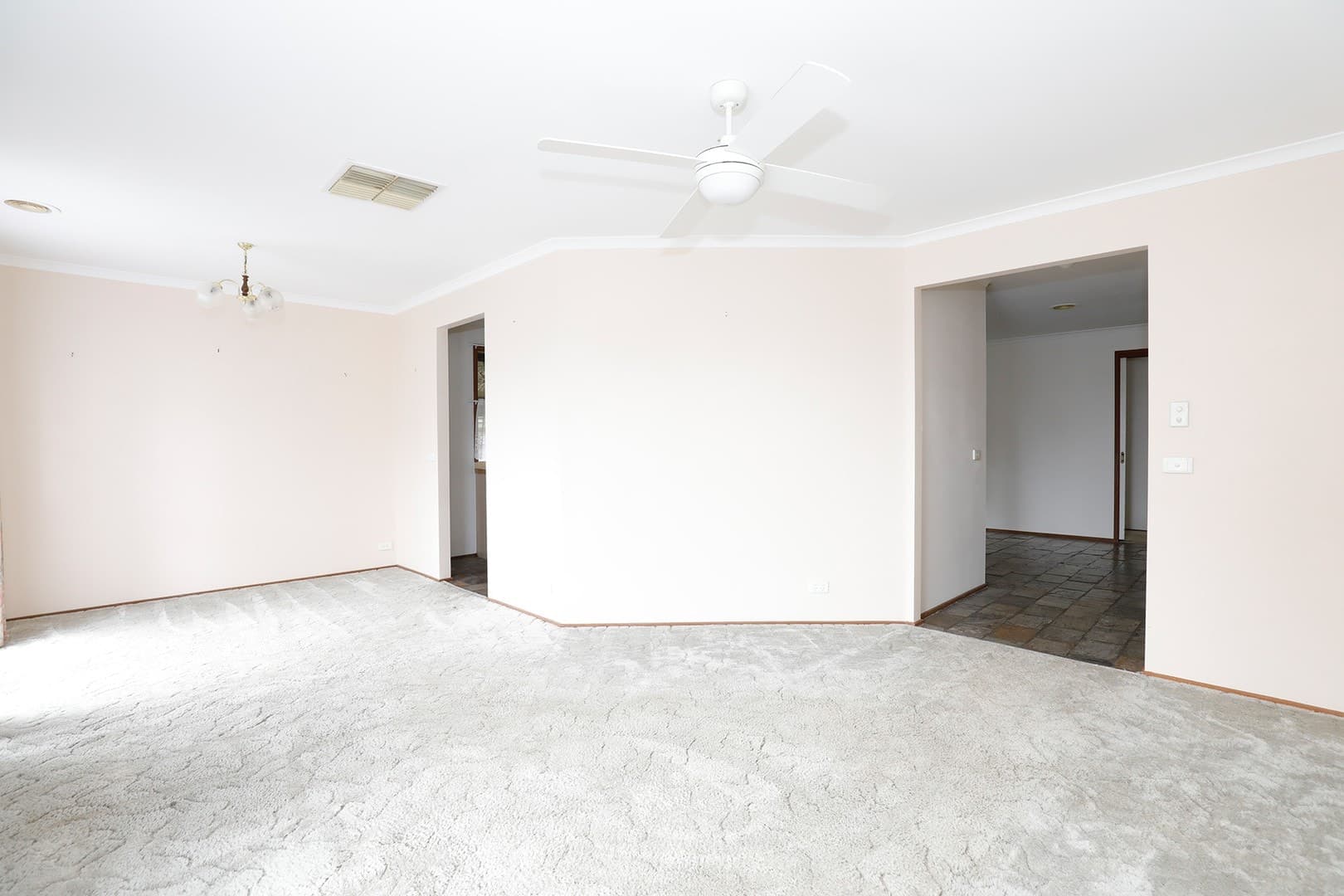 8 Pioneer Court, Berwick, VIC 3806, Berwick - Thumbnail 4