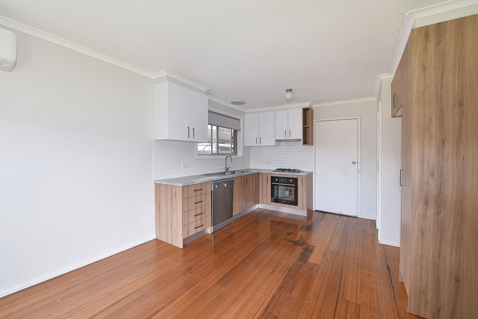9 Milleara Road, Keilor East, VIC 3033, Keilor East - Thumbnail 2