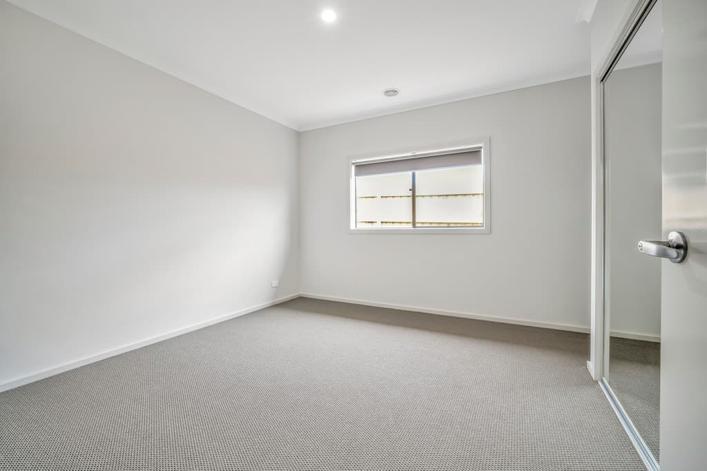 Room 4/2 Backelei Crescent, Grovedale, VIC 3216, Grovedale - Thumbnail 5