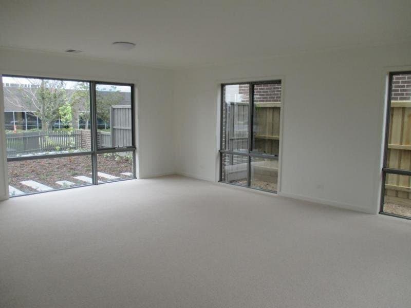 2 Harcrest Boulevard, Wantirna South, VIC 3152, Wantirna South - Thumbnail 5