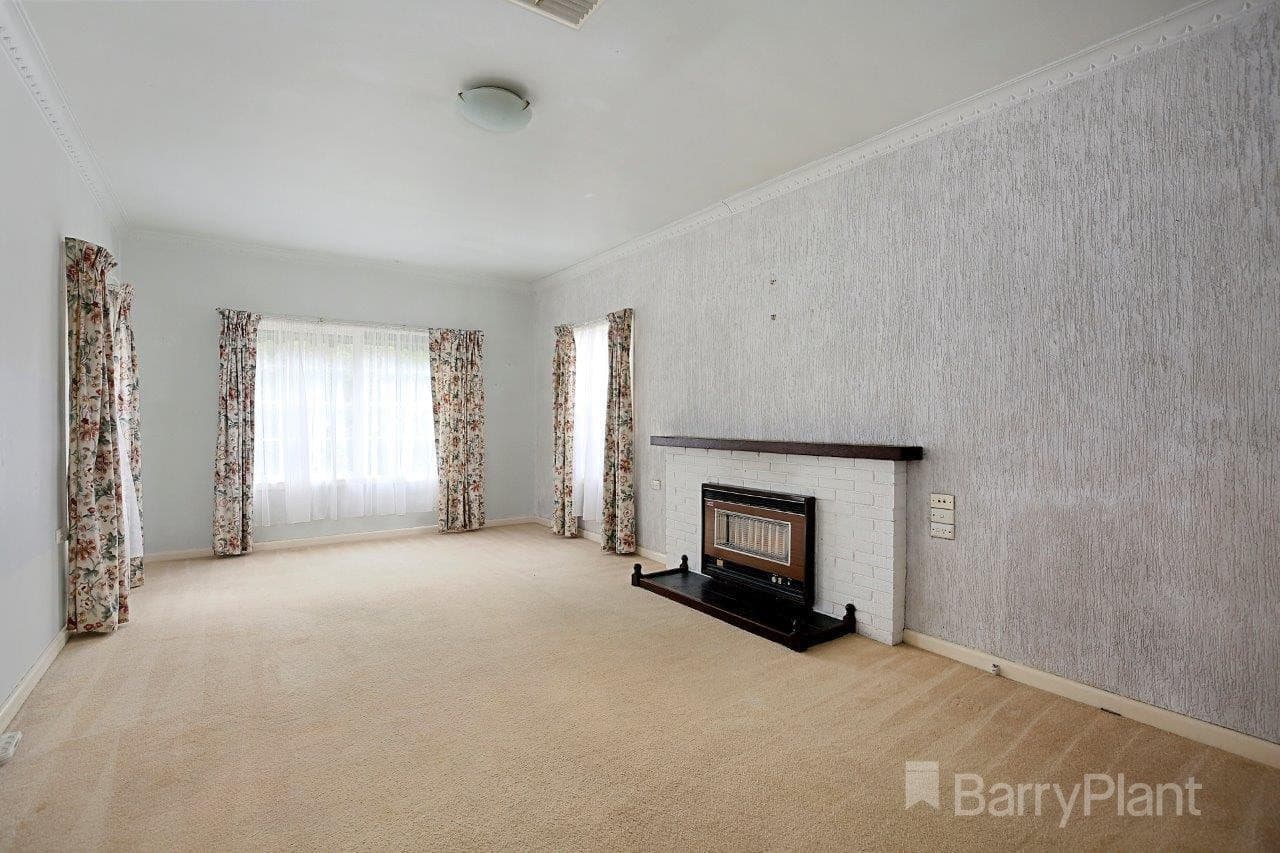 2 Glencairn Avenue, Ringwood, VIC 3134, Ringwood - Thumbnail 3