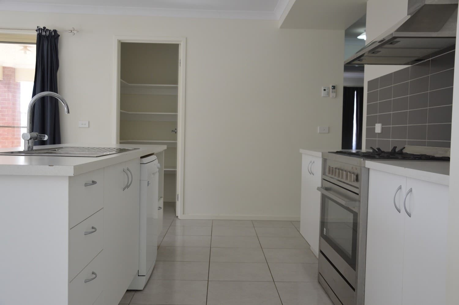 8 Mozart Avenue, Shepparton, VIC 3630, Shepparton - Thumbnail 3