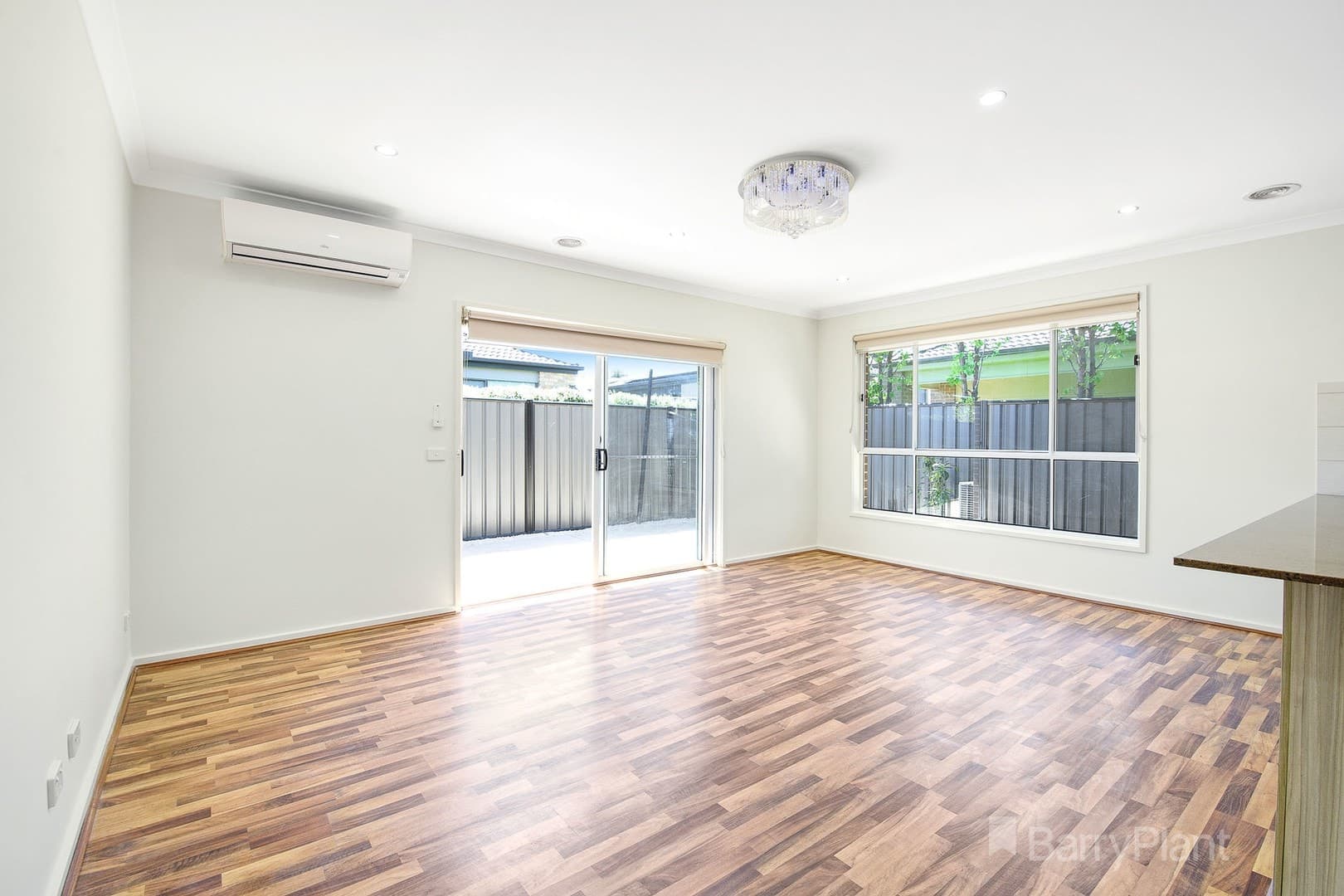 27 Dellinea Street, Cranbourne North, VIC 3977, Cranbourne North - Thumbnail 5