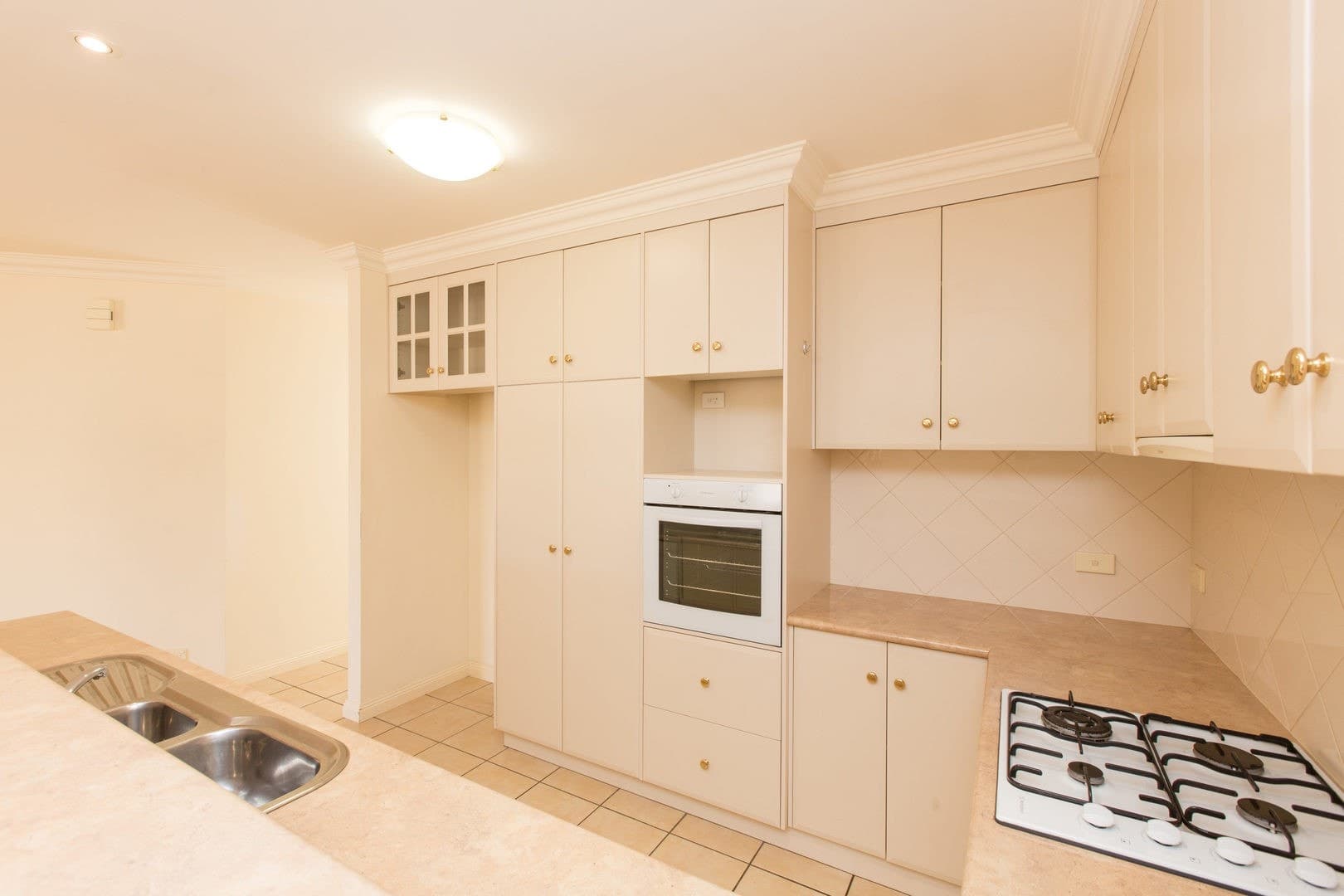 215 Wade Avenue, Mildura, VIC 3500, Mildura - Thumbnail 2