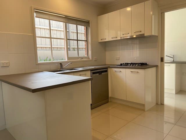 2/15 Armstrong StreetGreensborough, VIC 3088  - Leased, Greensborough - Thumbnail 2