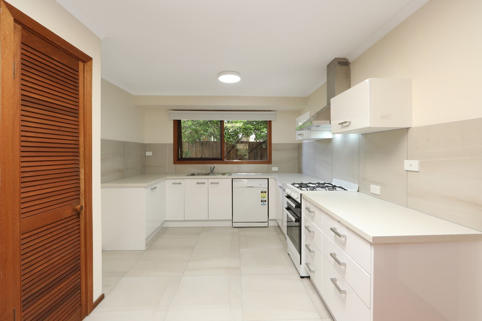 8 Cann Place, Rowville, VIC 3178, Rowville - Thumbnail 4