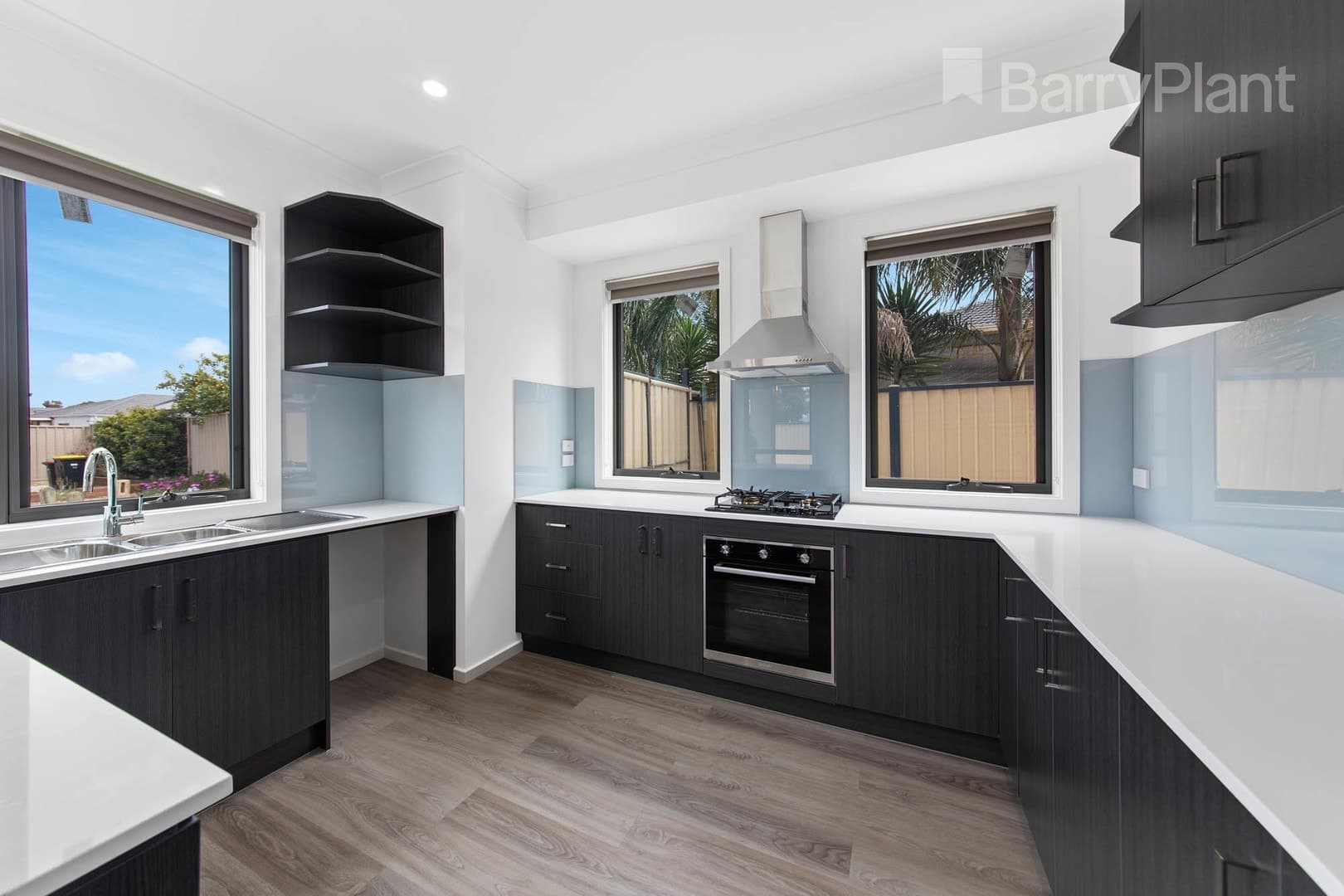 1/45 Katrina Drive, Burnside Heights, VIC 3023, Burnside Heights - Thumbnail 2