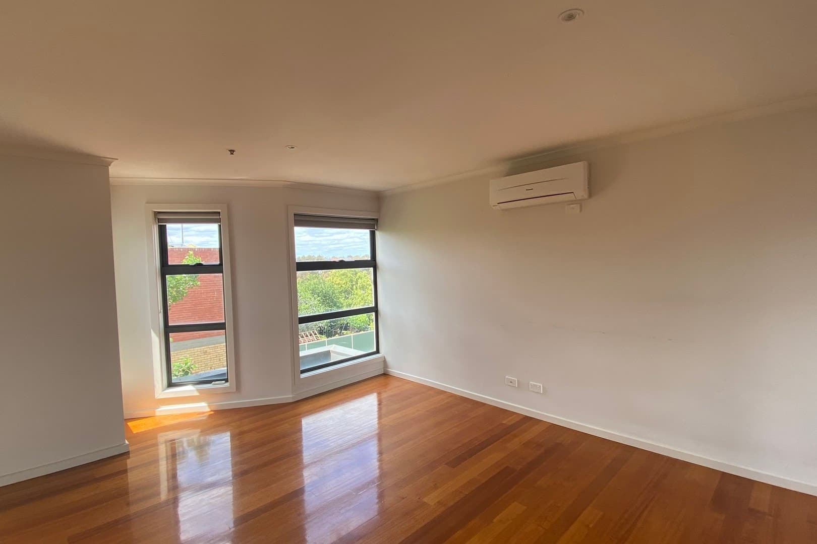 9/289-291 Broadway, Reservoir, VIC 3073, Reservoir - Thumbnail 2
