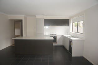 10 Waugh Street, Sunbury, VIC 3429, Sunbury - Thumbnail 5