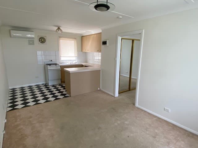 4/33 King Edward Avenue, Albion, VIC 3020, Albion - Thumbnail 2