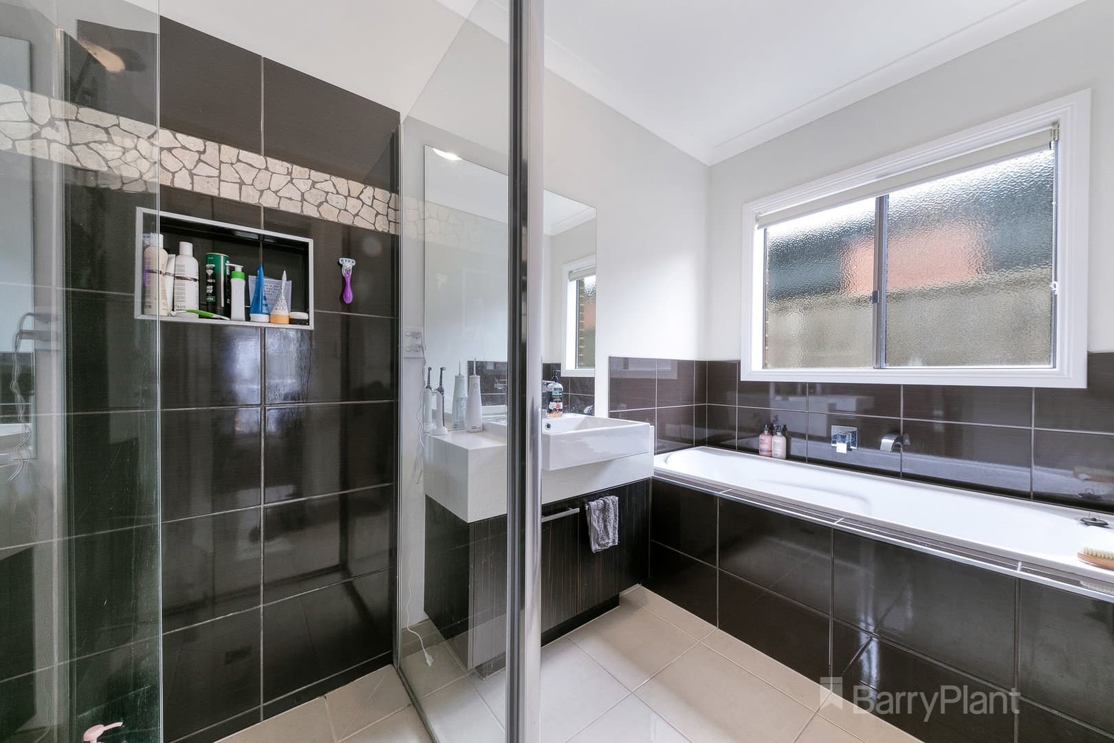 19 Frankland Street, Clyde North, VIC 3978, Clyde North - Thumbnail 4